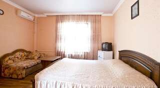 Гостиница Кавказский Двор Гостевой Дом Адлер-1